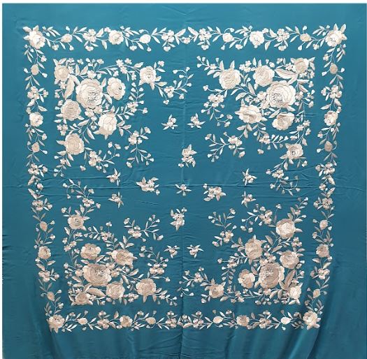 Handmade Embroidered Natural Silk Shawl. Fringes and Embroidery Same Color. Ref. 1011217TRQSMRFL 487.600€ #500351011217TRQSMRFL